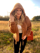 Load image into Gallery viewer, Camel fuzzy jacket
